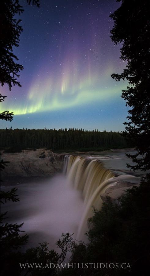 Eileen'S Bed & Breakfast/Guest House Hay River Bagian luar foto